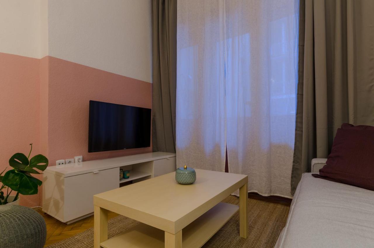 Appartement Studio Next To Kiraly Street Kd11 à Budapest Extérieur photo